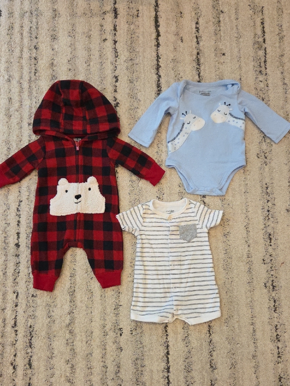 Carter's 2 Piece Newborn Bundle & 1 Macys Brand Giraffe Onesie